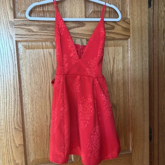 NWOT Lucy In The Sky Dress - Picture 2 of 4